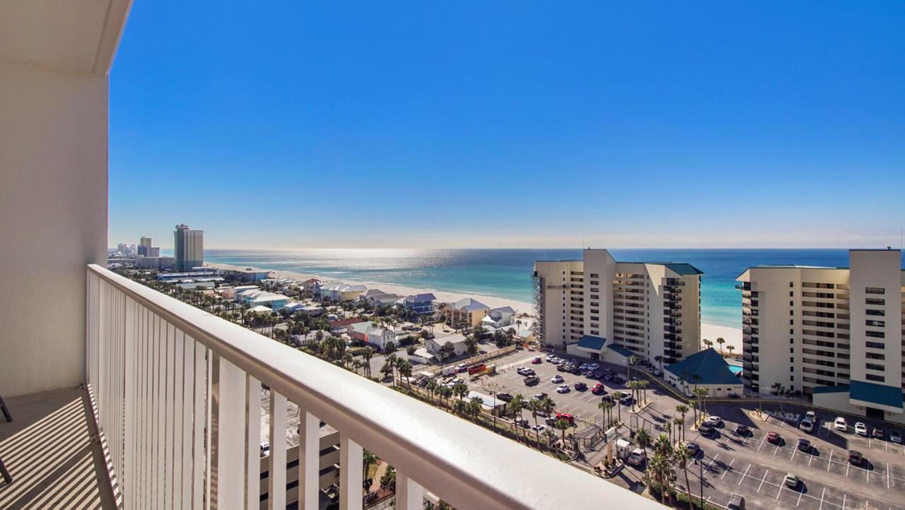 Laketown Wharf #1319 By Nautical