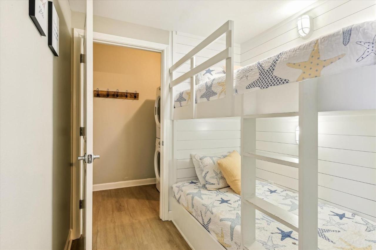 Shores Of Panama 2028 - Luxurious Gulf-front 3 Bedroom 3 Bath Sleeps 10 Apartment *