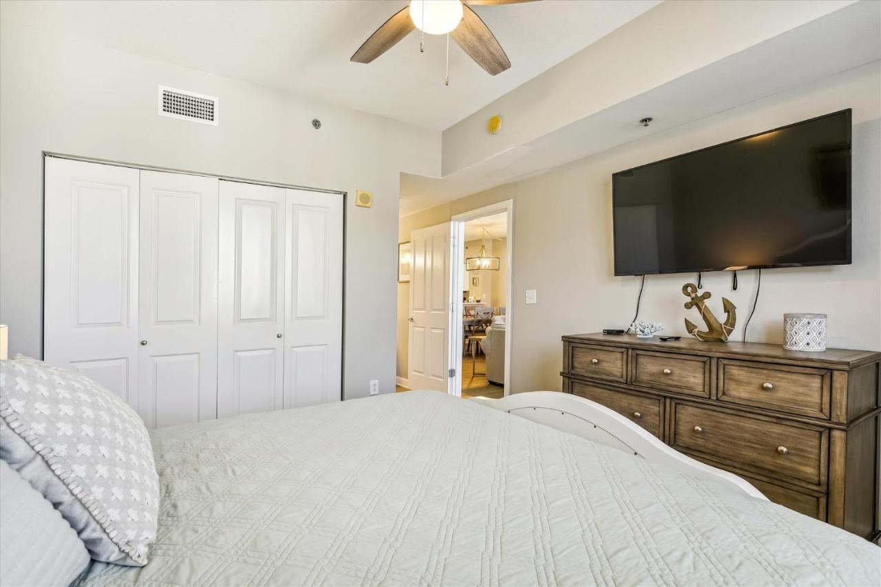 Apartment Shores Of Panama 2028 - Luxurious Gulf-front 3 Bedroom 3 Bath Sleeps 10 *