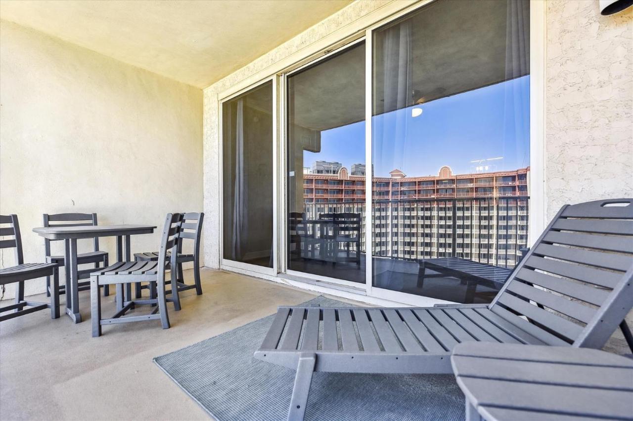 Apartment Shores Of Panama 2028 - Luxurious Gulf-front 3 Bedroom 3 Bath Sleeps 10 Panama City Beach