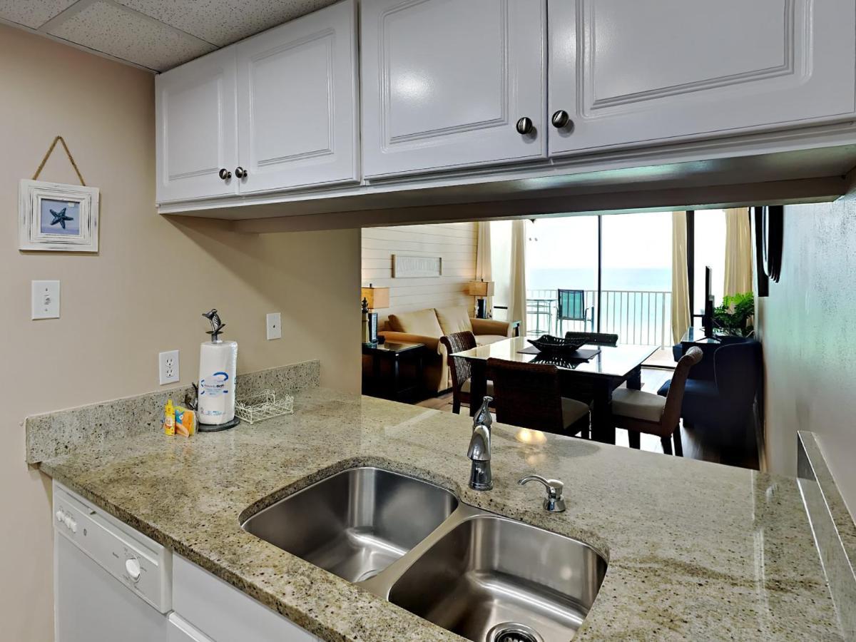 Edgewater Leeward 605 Apartment