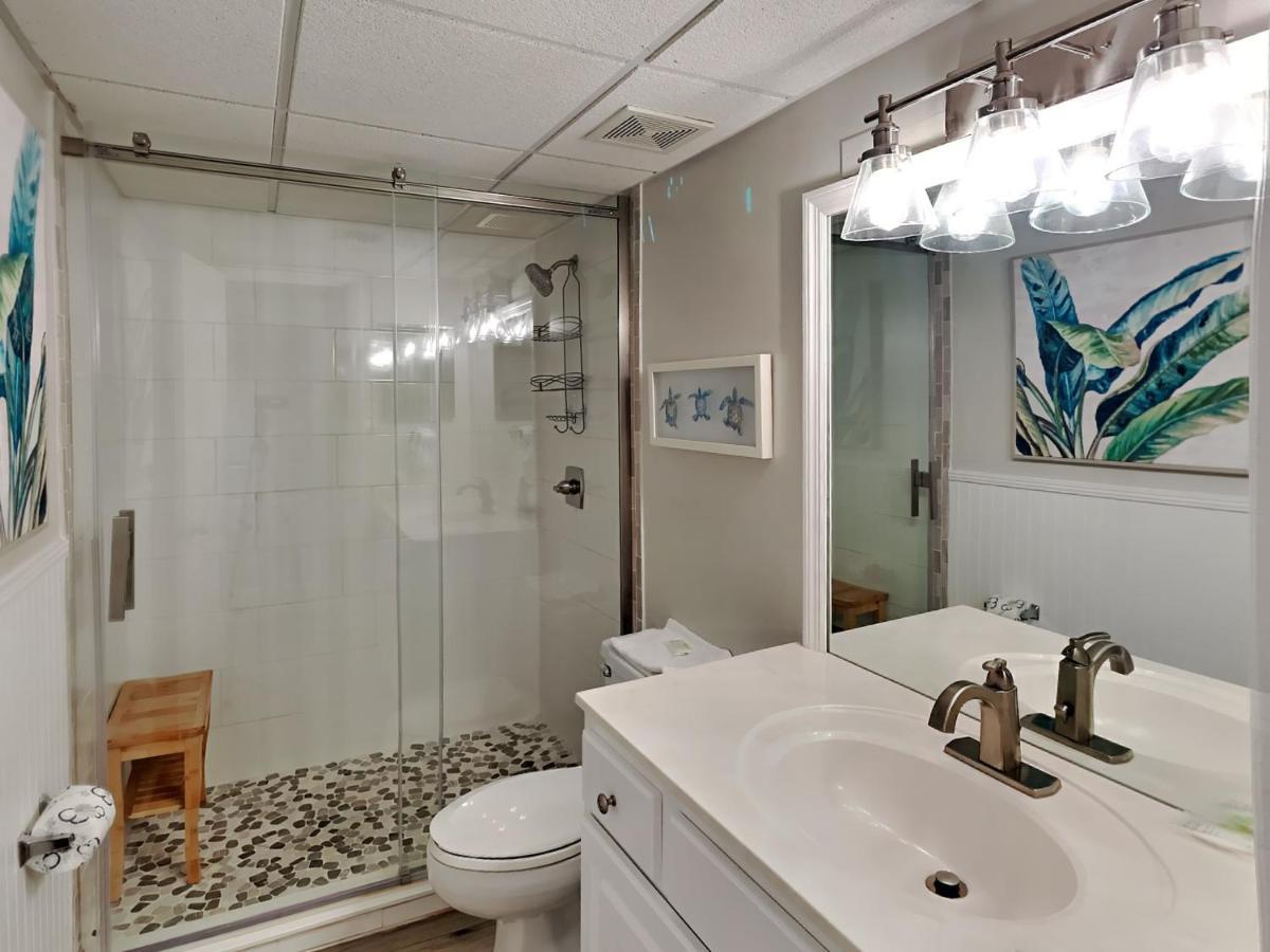 Apartment Edgewater Leeward 605