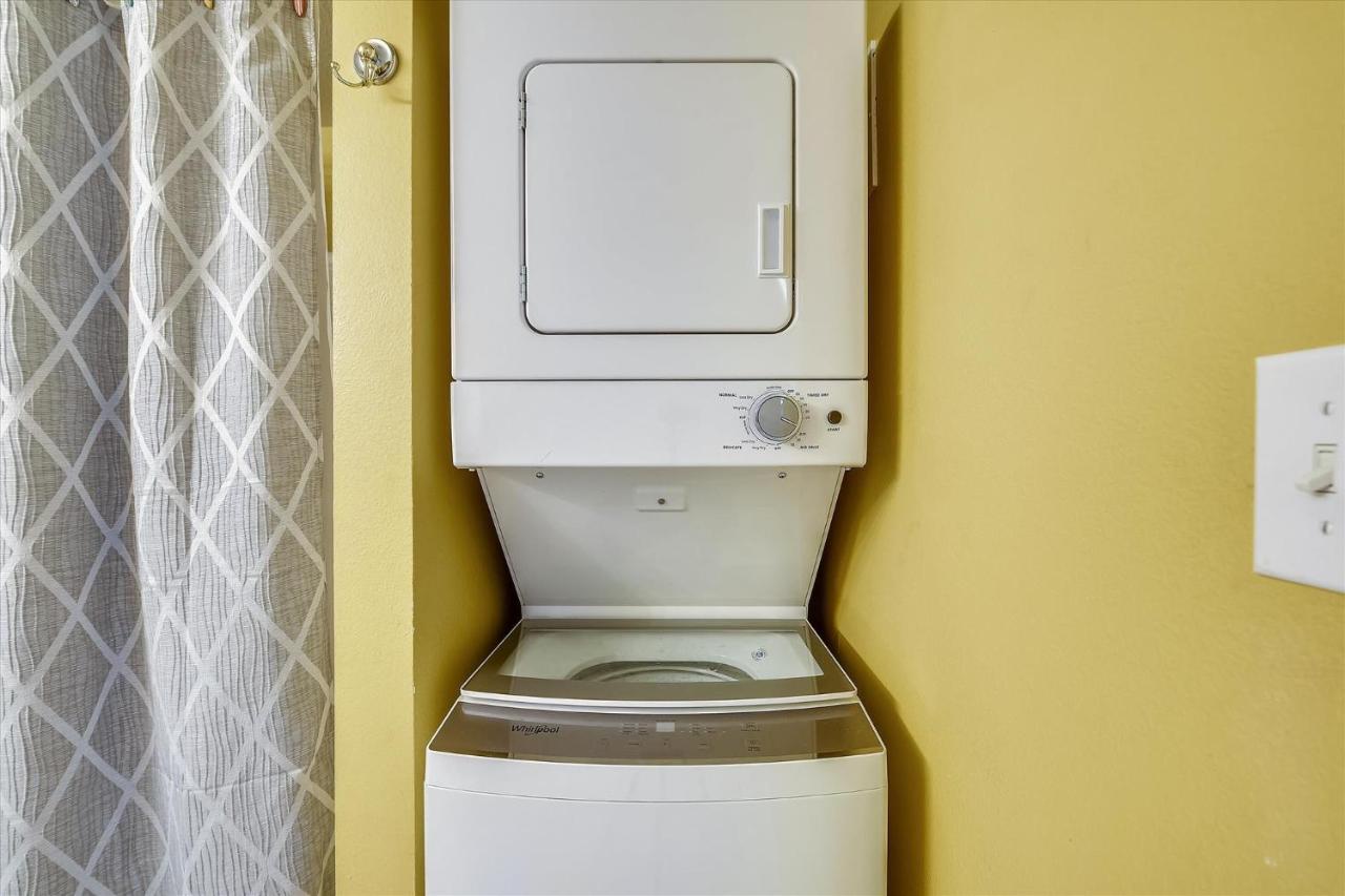 Apartment Shores Of Panama 1017 - 1 Bedroom Bunkroom Sleeps 6, Free Fun! Panama City Beach