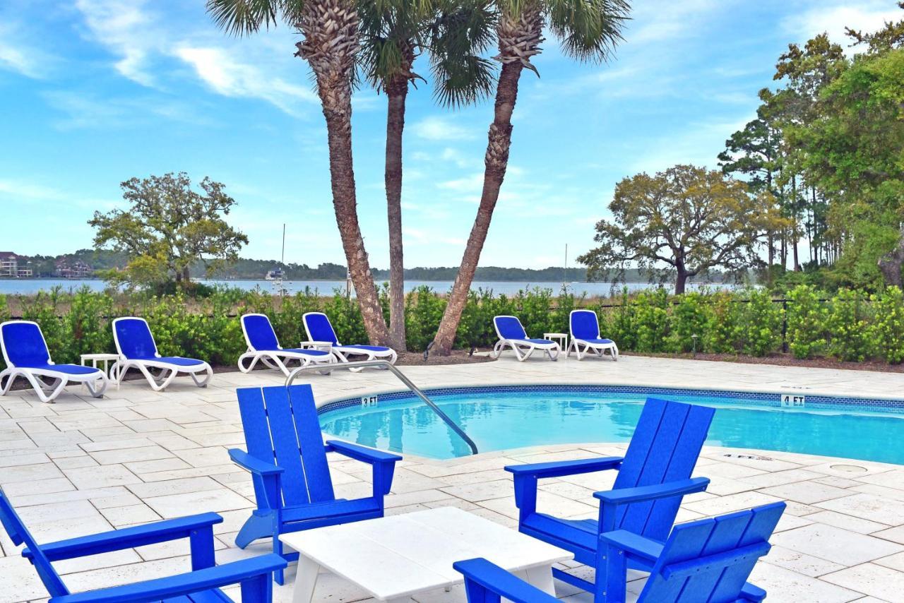 Islandia 319 Waterfront With A Pool *