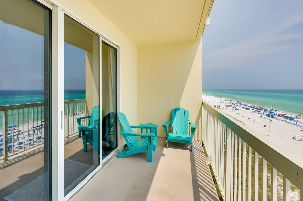 Beachfront Pcb With Ocean View And Pool Access!