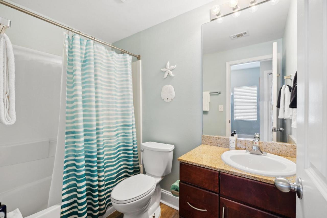 Laketown Wharf #1707 By Nautical Holiday home *
