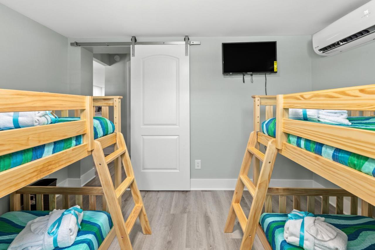 Welcome To Dolphin Fun A! Brand New Duplex! Walk To The Beach! *