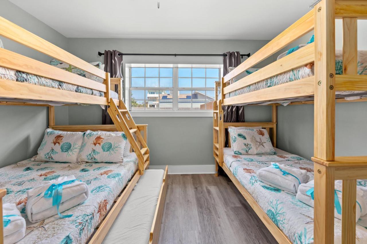 Welcome To Dolphin Fun A! Brand New Duplex! Walk To The Beach! Panama City Beach