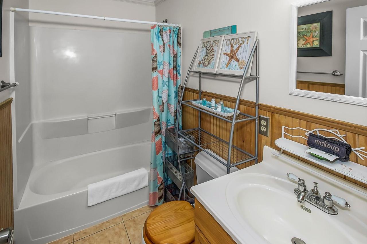 22517 Hilltop Ave - Shore Nuff Beachy Holiday home Panama City Beach