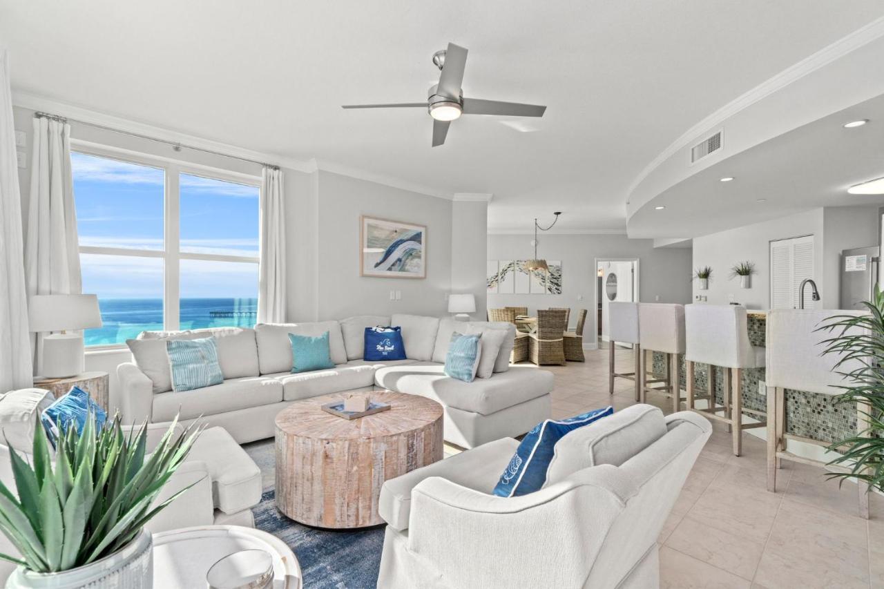 Luxury Beachfront W/ 2 Balconies! Sleeps 8! Walk To Pier Park!