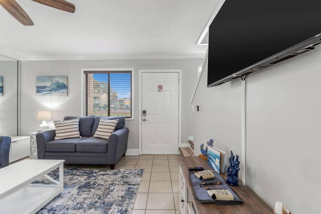 Beach, Pools, Tennis, Gulf Highlands Apartment Panama City Beach