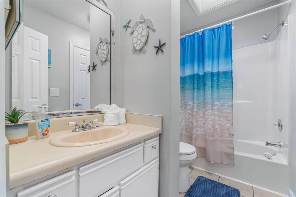 Beach, Pools, Tennis, Gulf Highlands