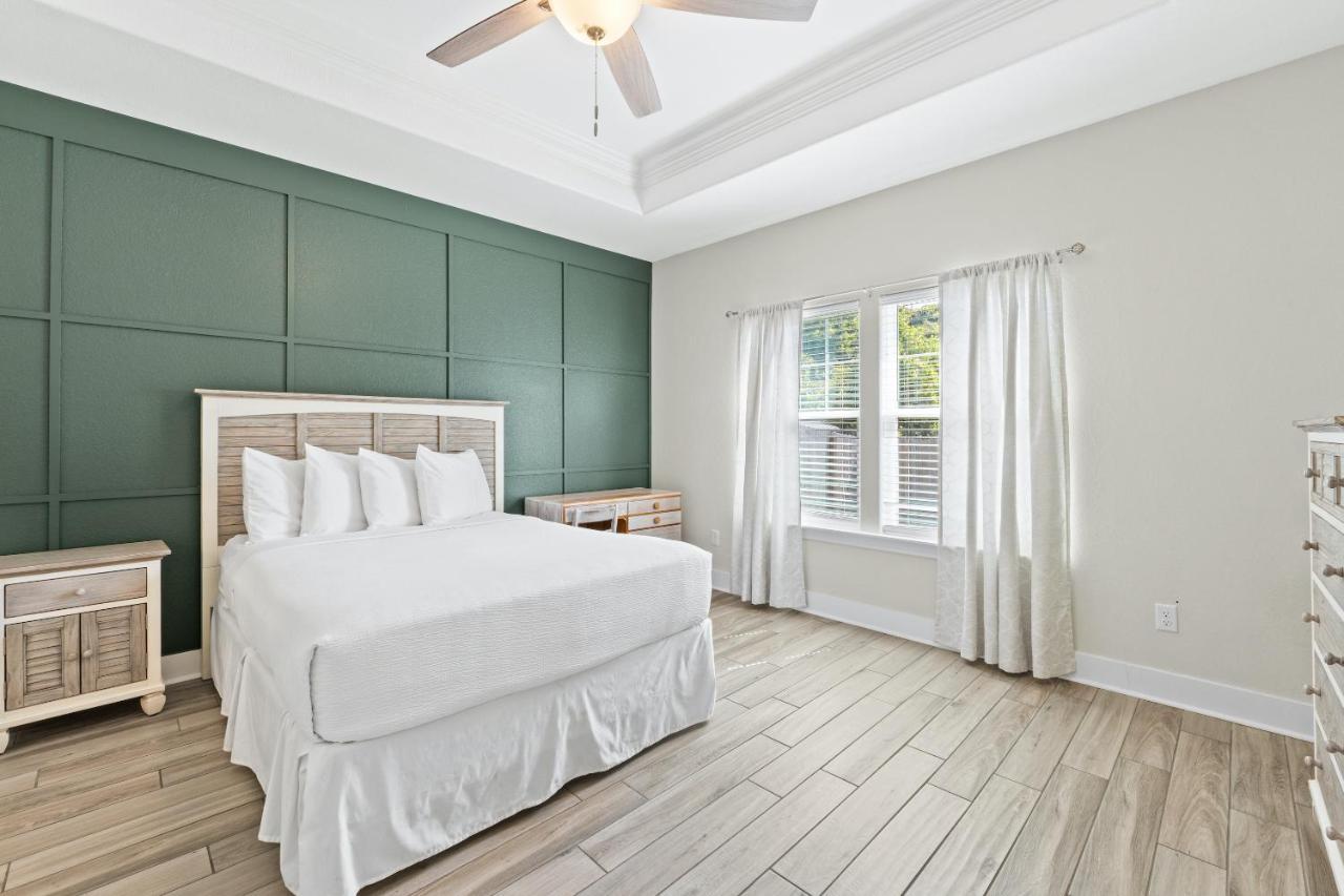 Pet Friendly House - The Getaway By Panhandle Getaways