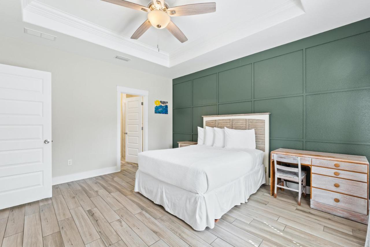Pet Friendly House - The Getaway By Panhandle Getaways