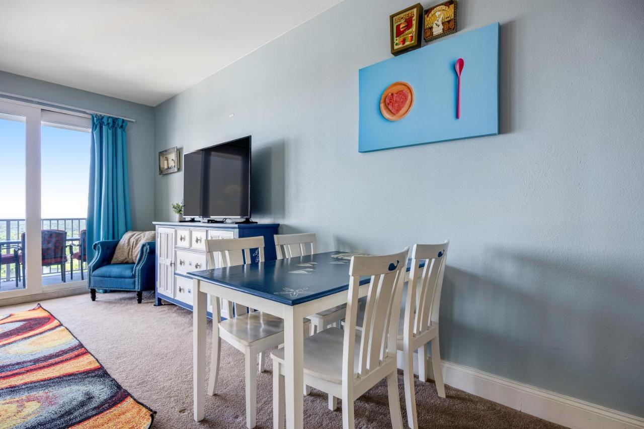 Laketown 1730 Gorgeous 2 Bd Bunks, Gulf Views, Amenities Panama City Beach
