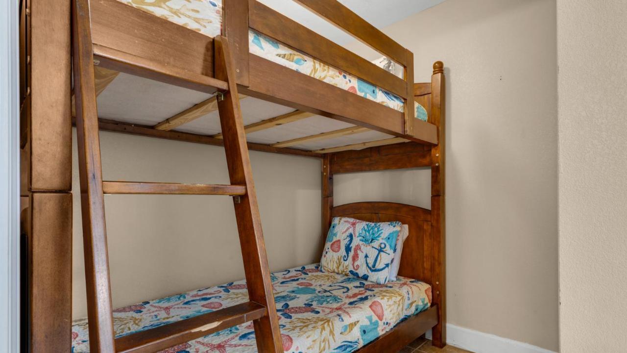 Holiday home Tidewater 1312