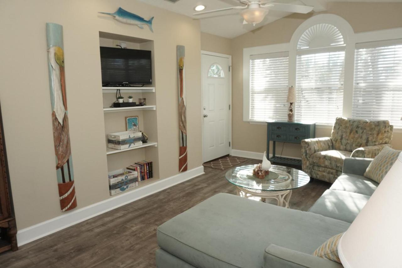 Holiday home Venture Out 476 Marlin Dr Comes With Golf Cart