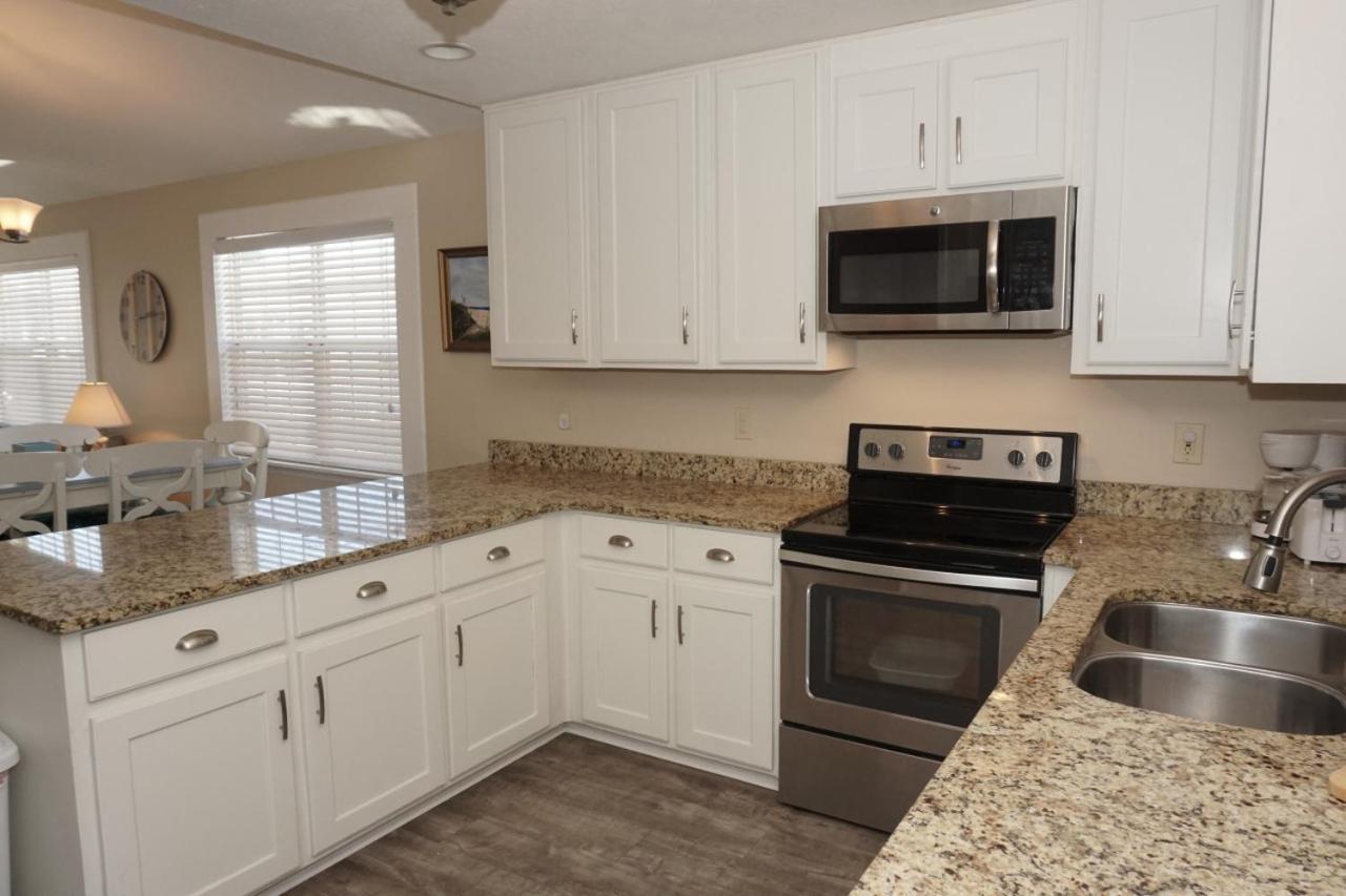 Holiday home Venture Out 476 Marlin Dr Comes With Golf Cart