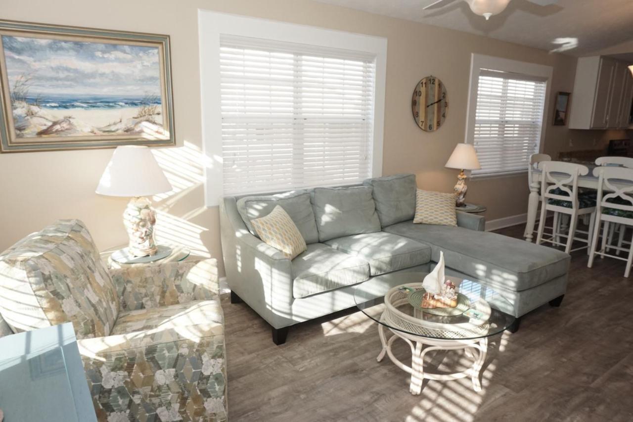 Venture Out 476 Marlin Dr Comes With Golf Cart *