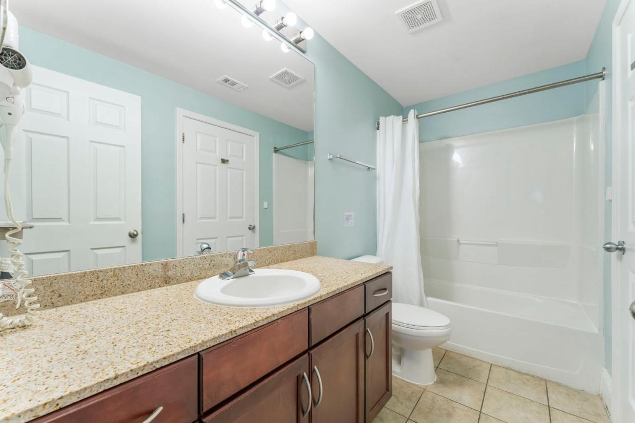 Laketown Wharf 1921 Apartment Panama City Beach