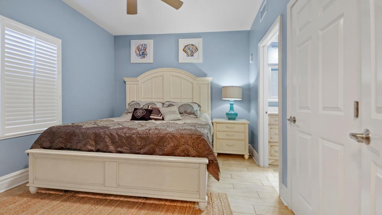 Apartment Laketown Wharf 1805