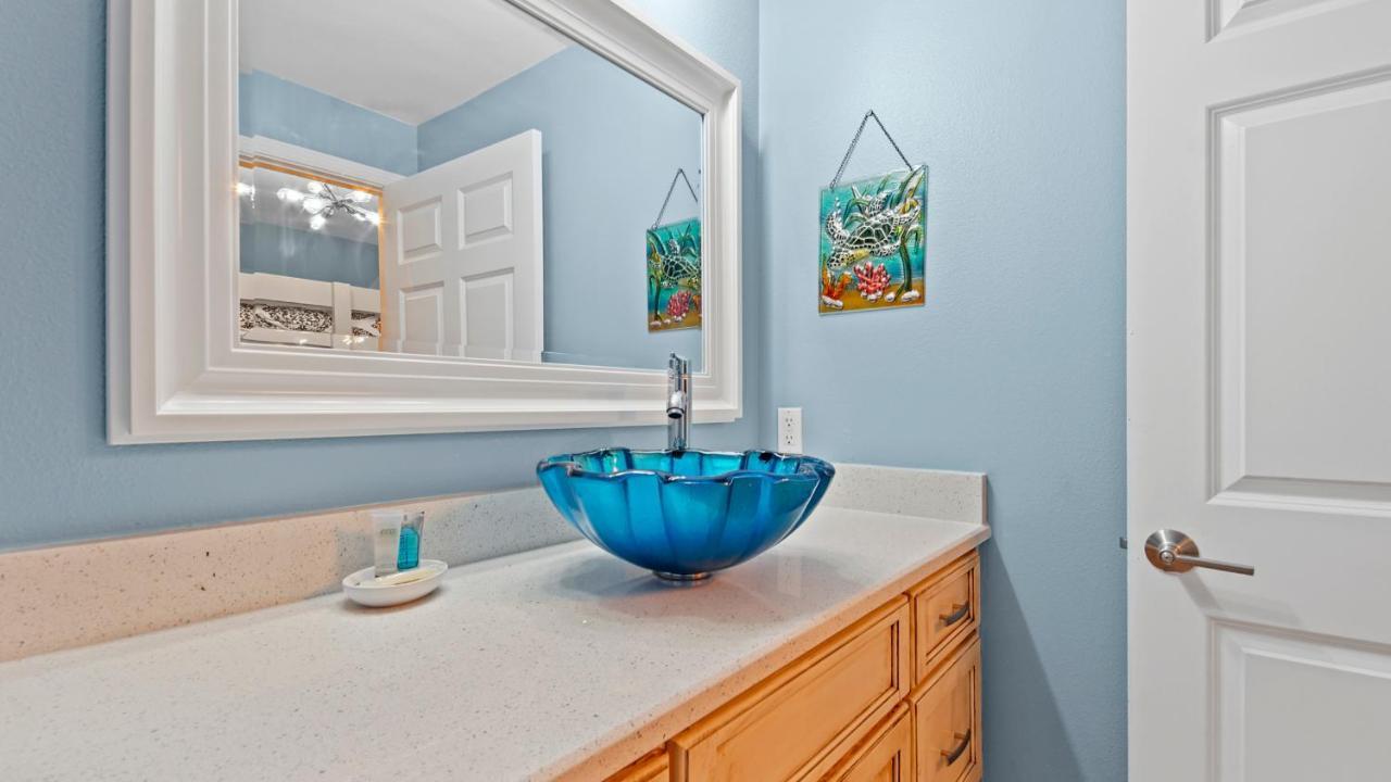 Apartment Laketown Wharf 1805 *