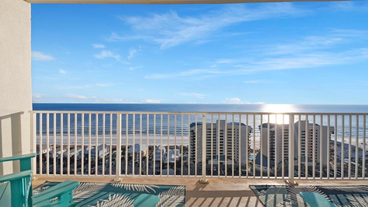 Apartment Laketown Wharf 1805 *