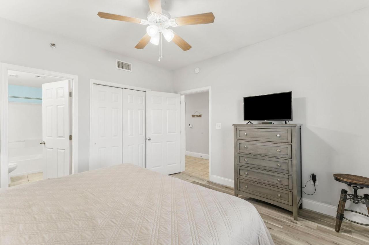 Laketown Wharf 1921 Apartment Panama City Beach