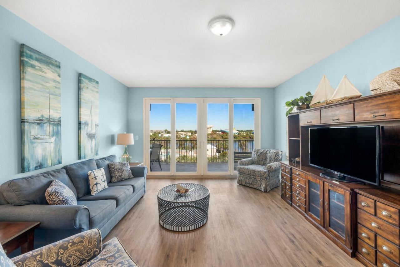 Apartment Laketown Wharf 0201 *