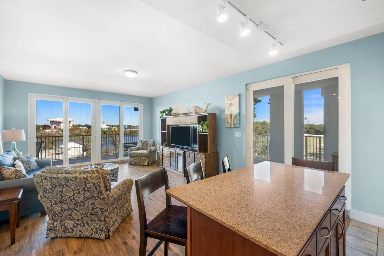 Apartment Laketown Wharf 0201
