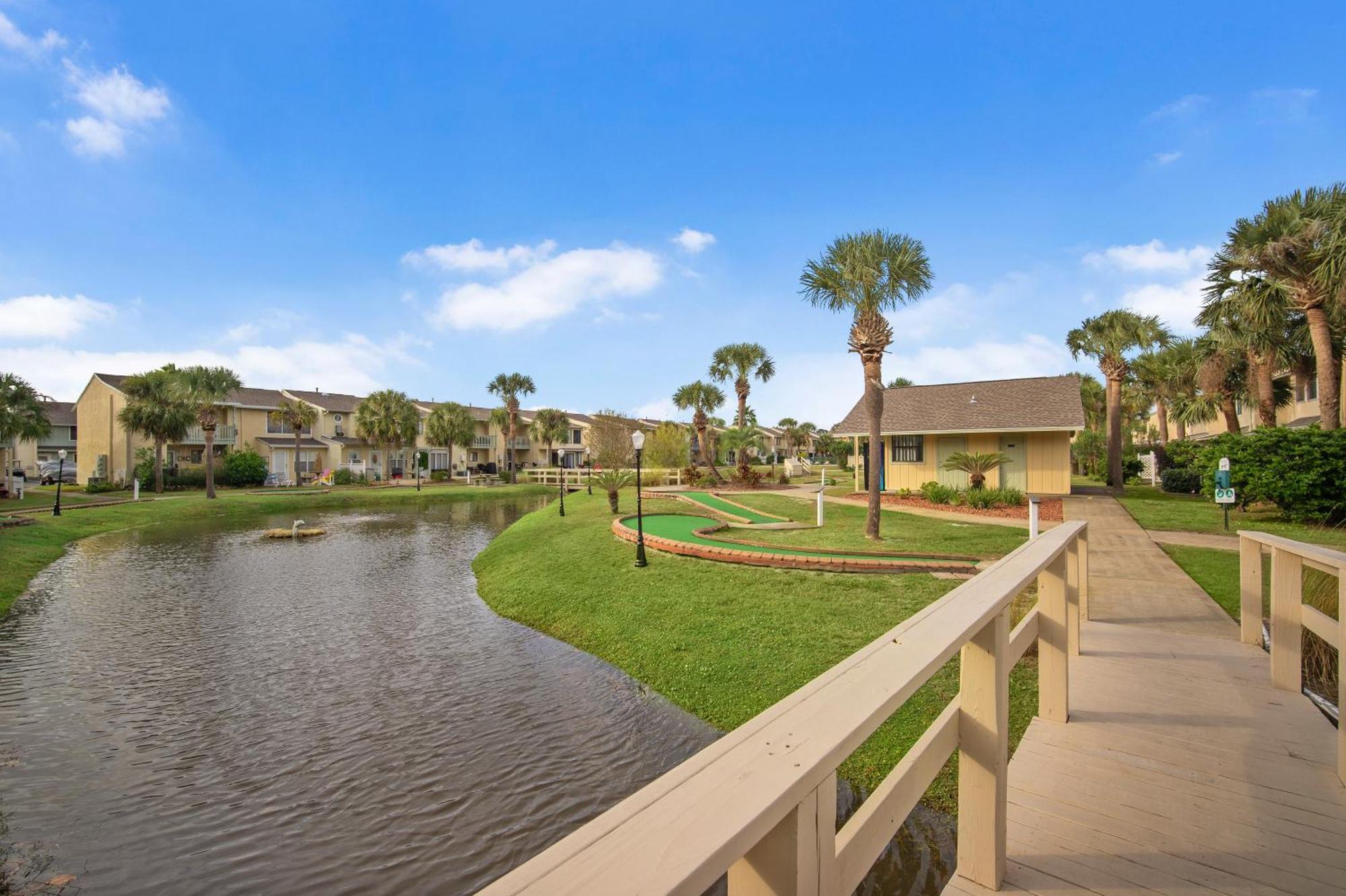 Gulf Highlands 146 By Book That *