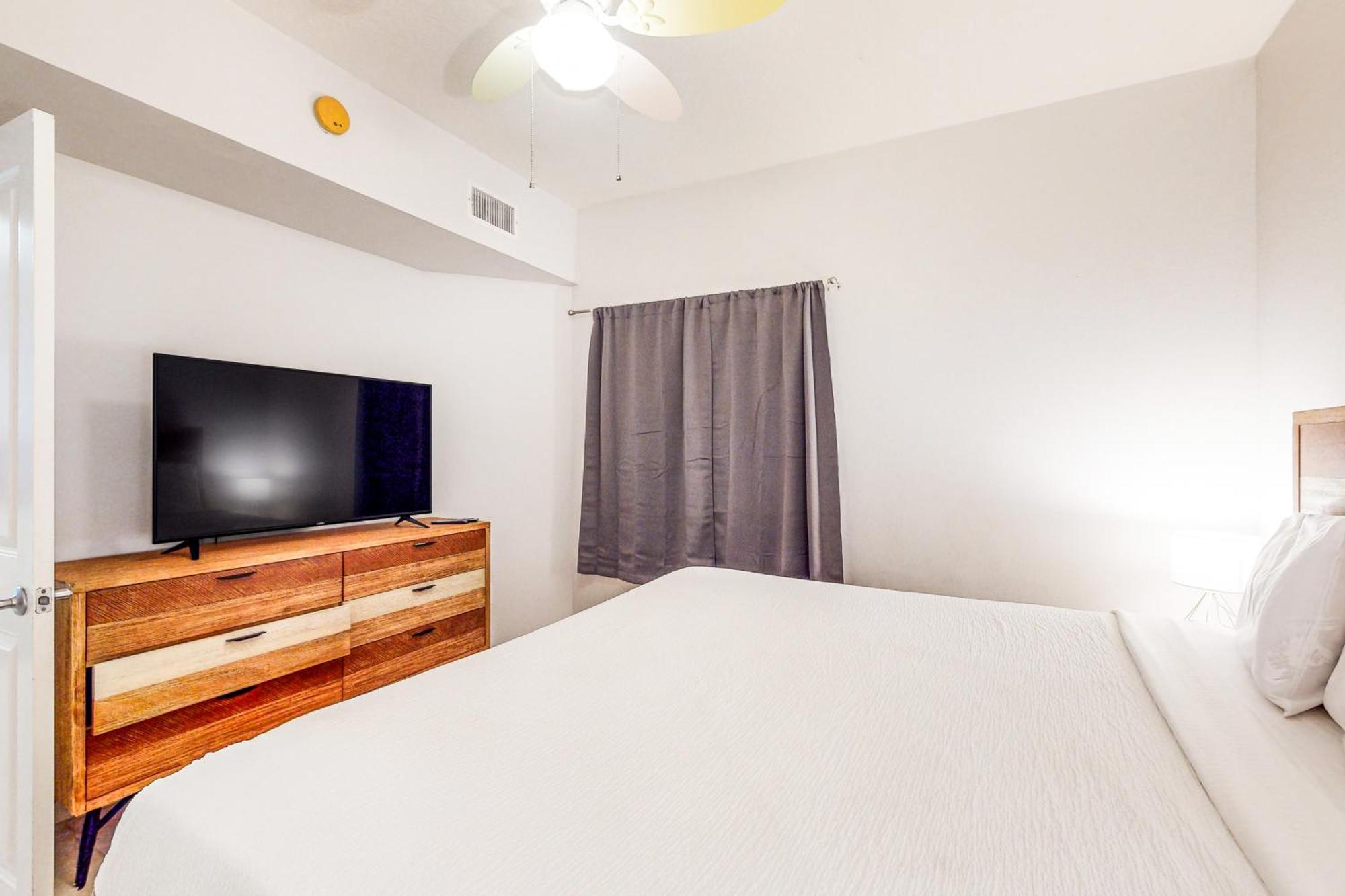 Apartment Shores Of Panama 1001