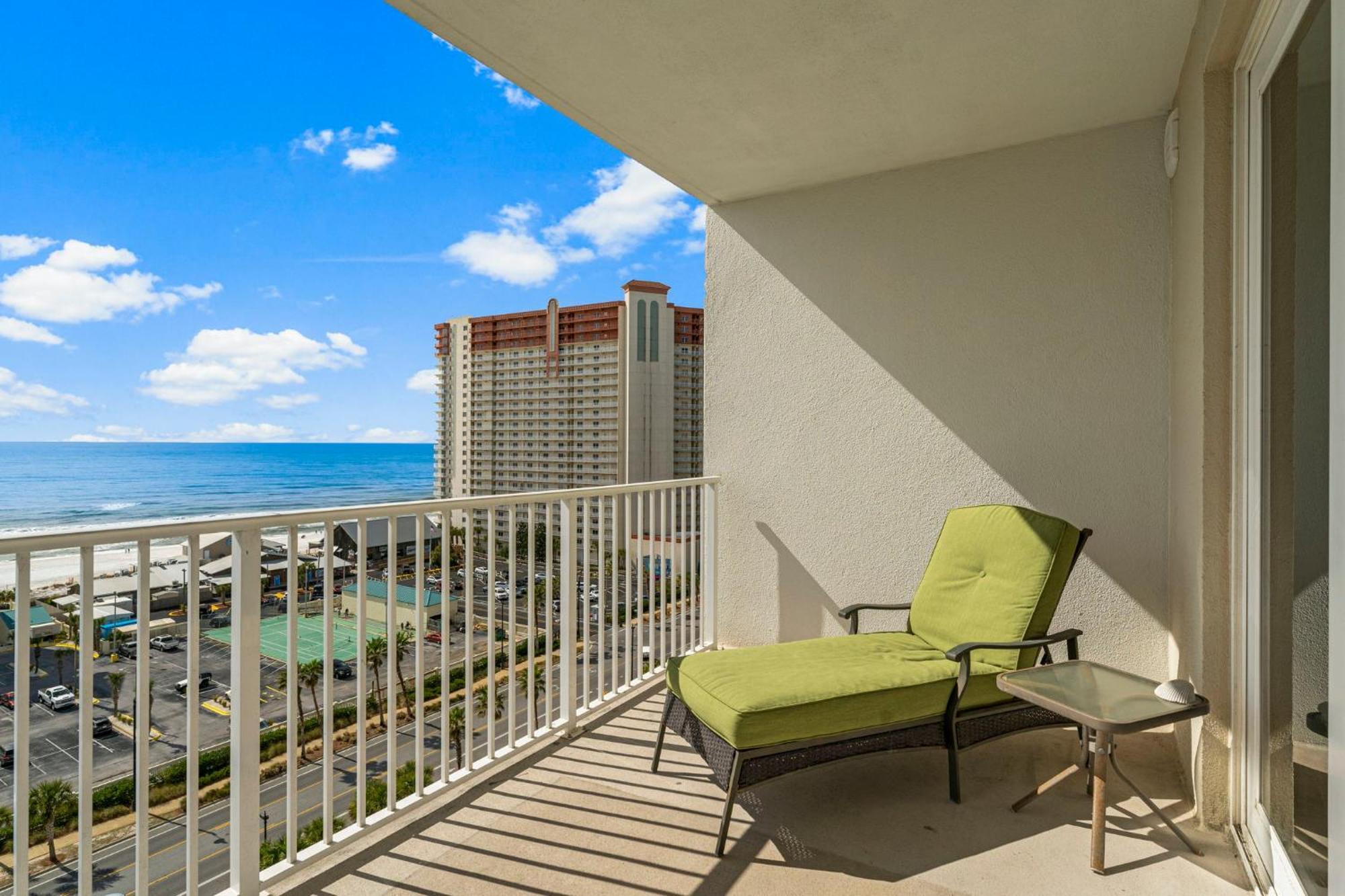 Nautical Nest At Laketown Wharf #1019 By Nautical Panama City Beach