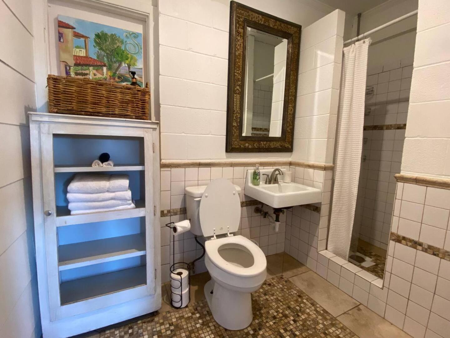 Holiday home Surf Shack - Steps To The Beach, Lush Fenced Backyard Panama City Beach