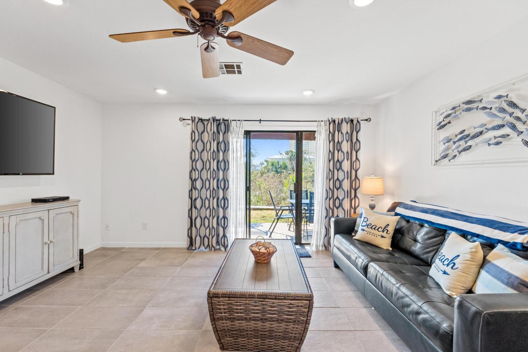 Beachwalk 8b By Book That Holiday home