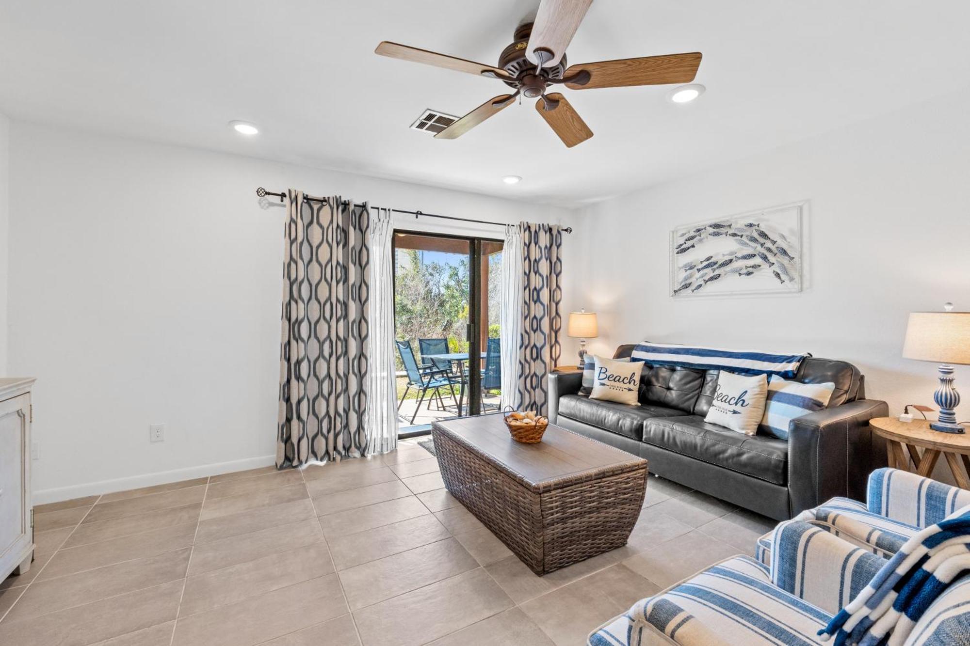 Beachwalk 8b By Book That Holiday home *