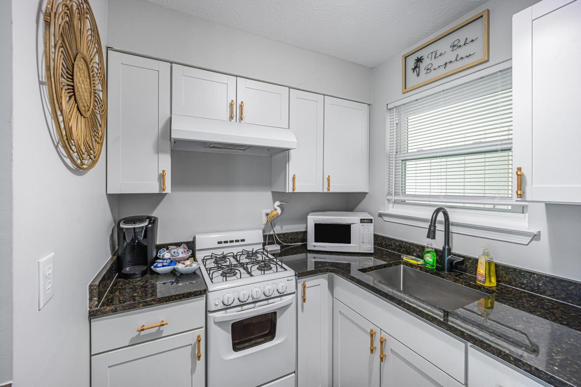 The Boho - Beachwalk - Amenities Holiday home *