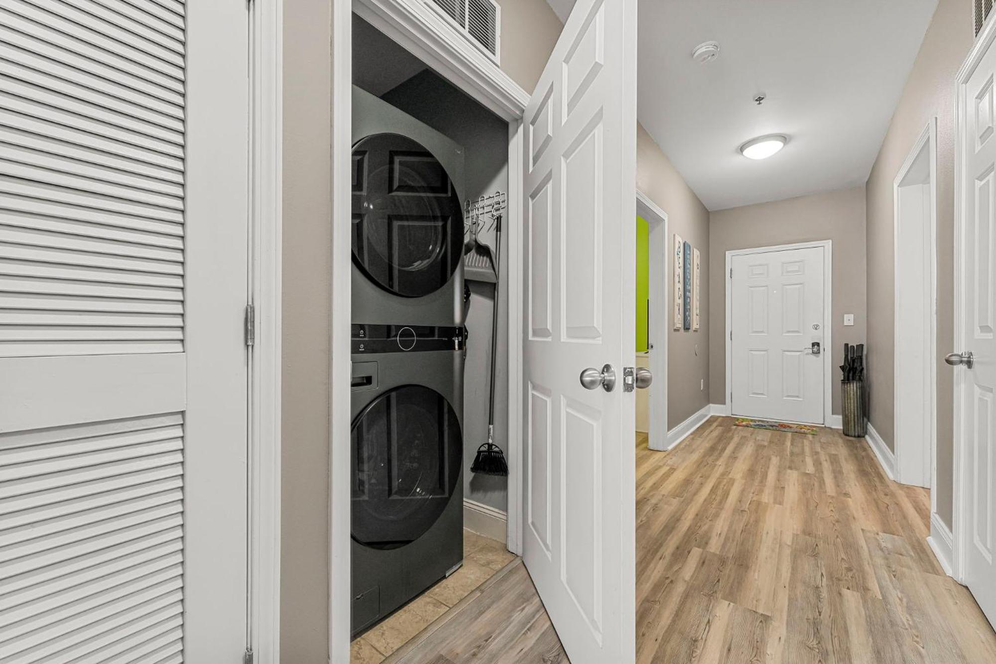 Holiday home The Lost Flip Flop At Laketown Wharf #2012 By Nautical Panama City Beach
