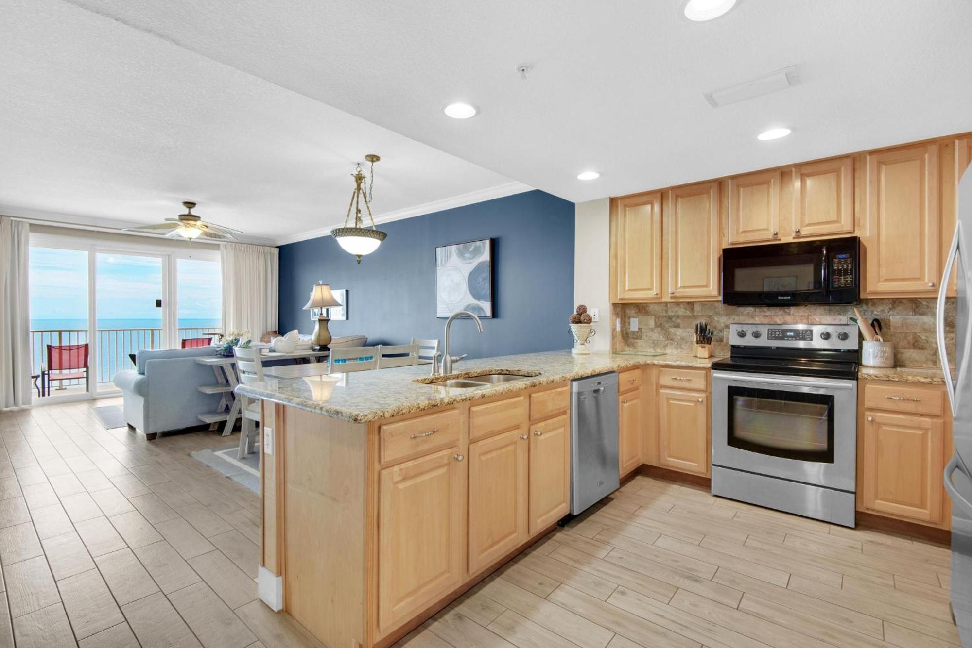 Grandview East 1204 *