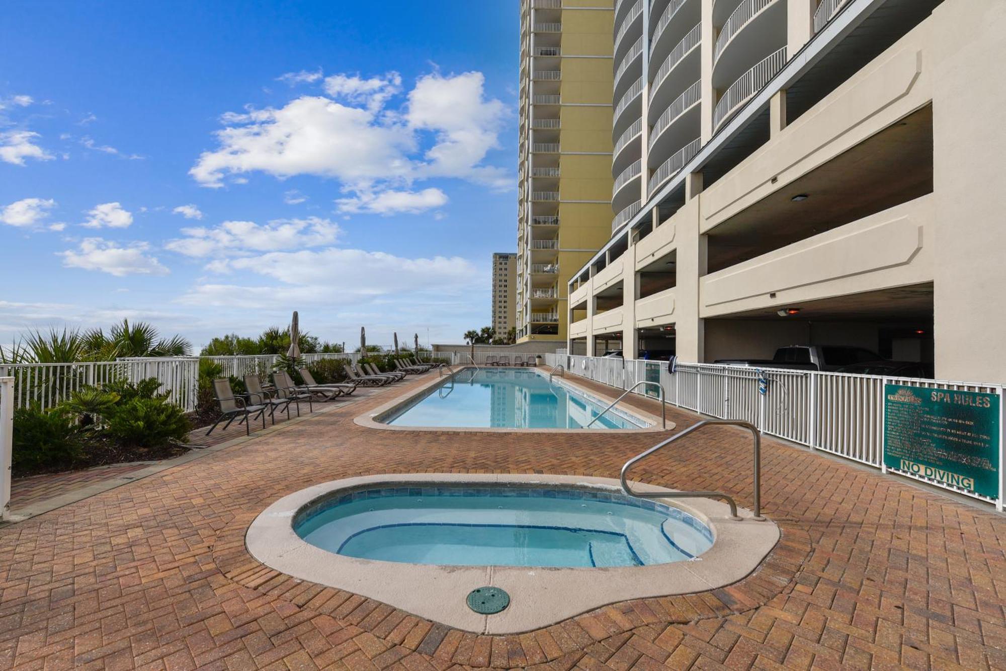 Holiday home Twin Palms #505 By Book That *