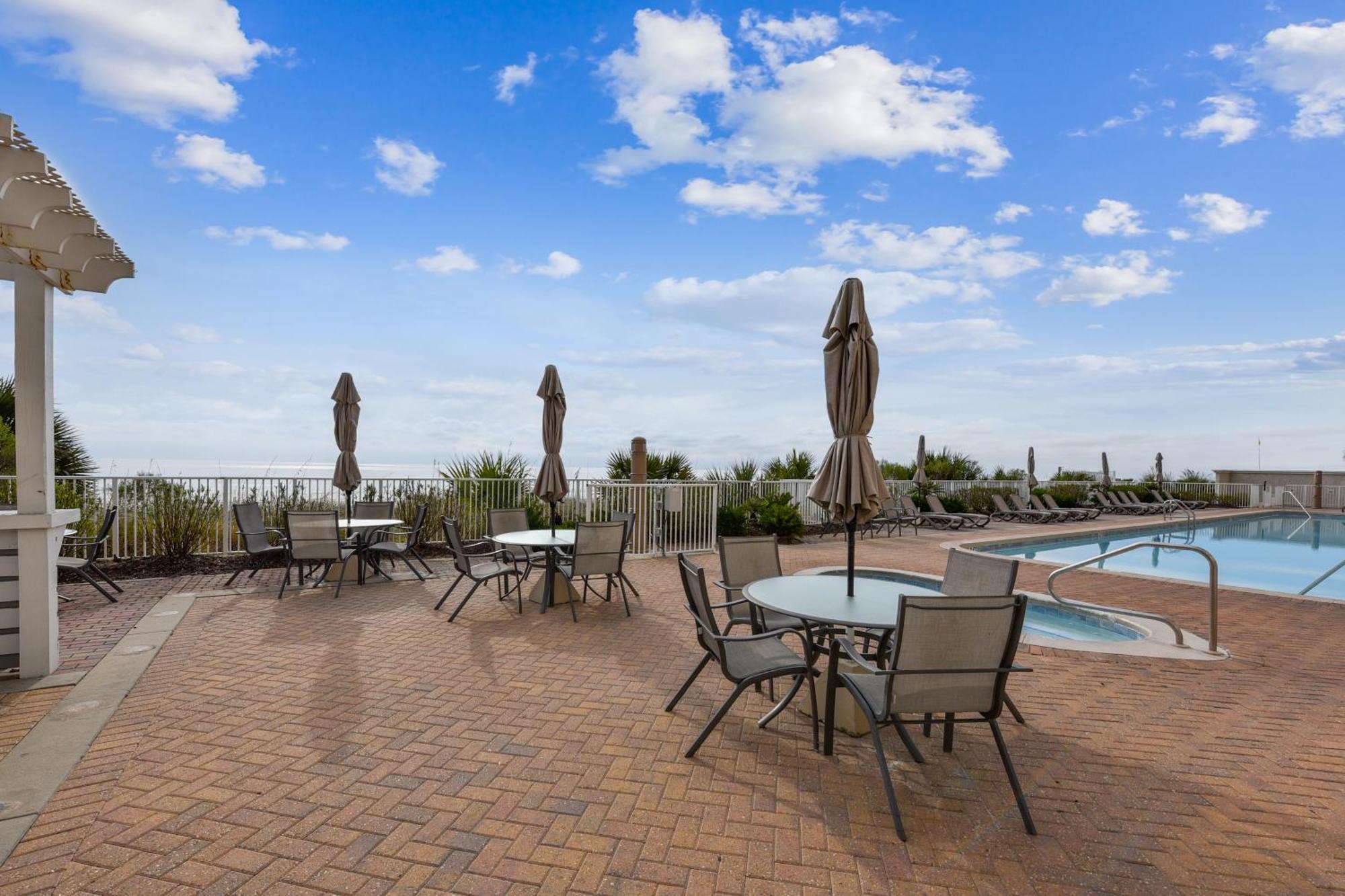 Holiday home Twin Palms #505 By Book That *