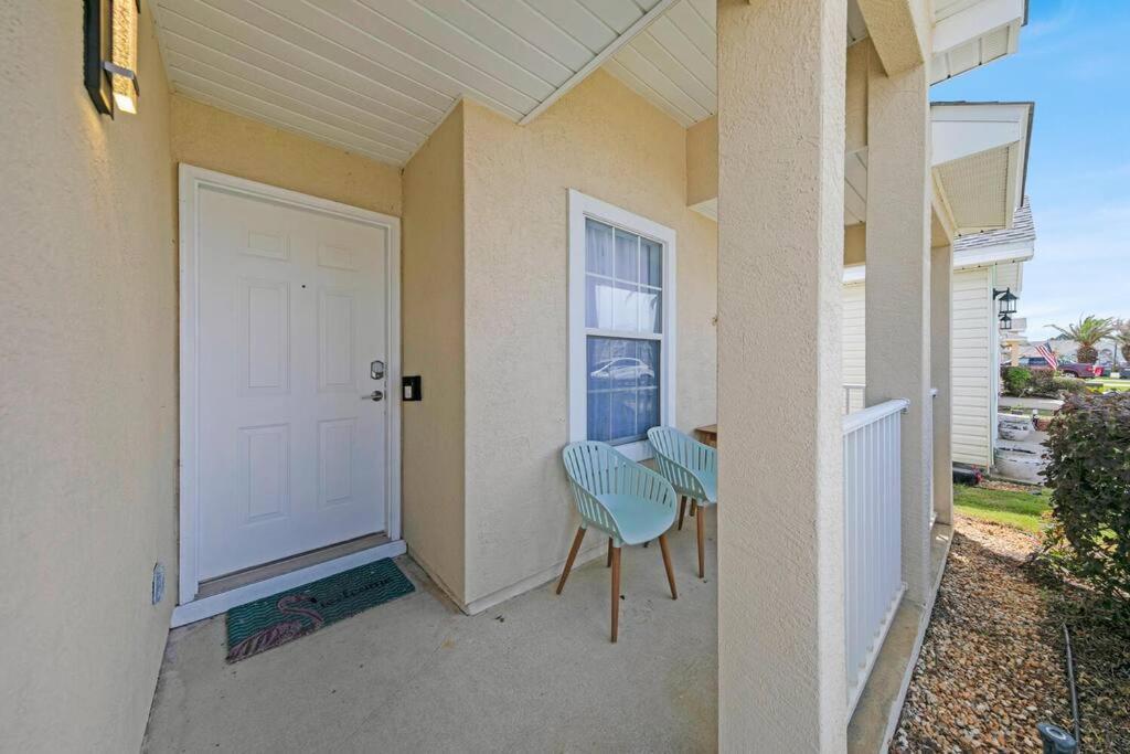 Walk 2 2pools & Front Back Covered Area Kids Rm *