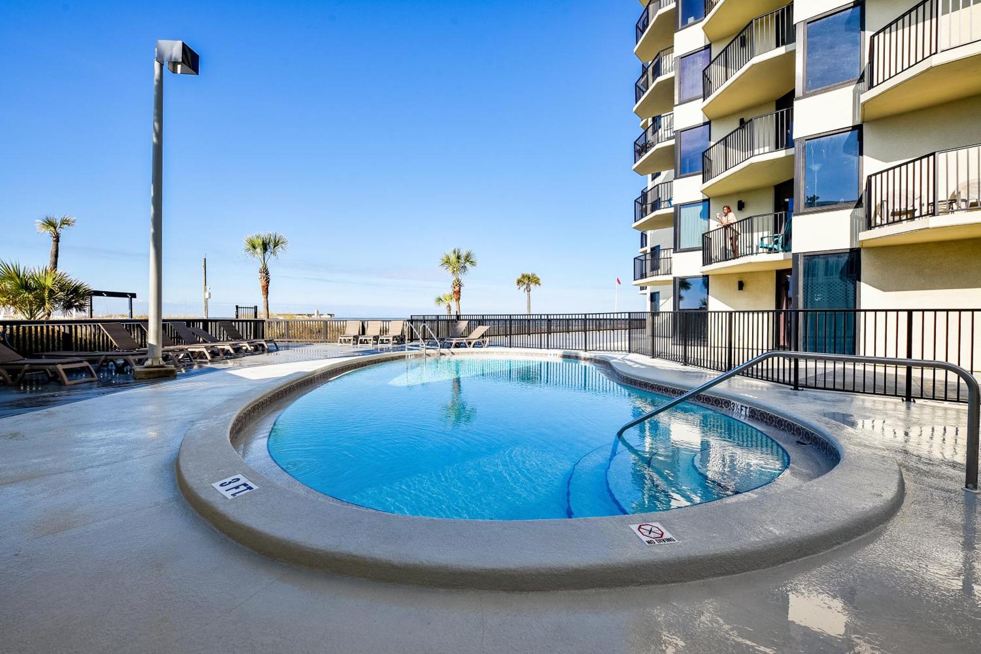 Sunbird 102e By Book That Holiday home *