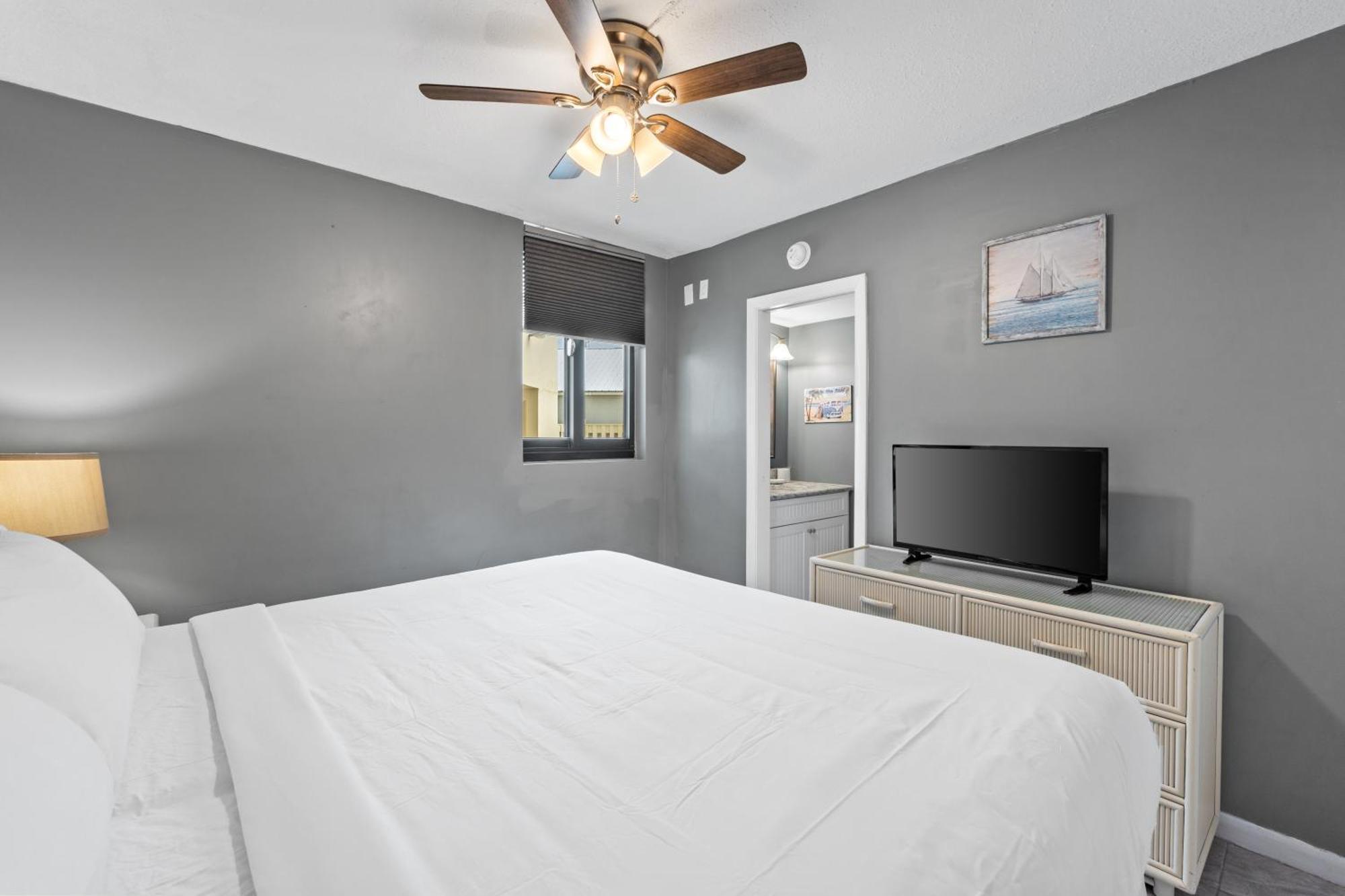 Sunbird 102e By Book That * Panama City Beach