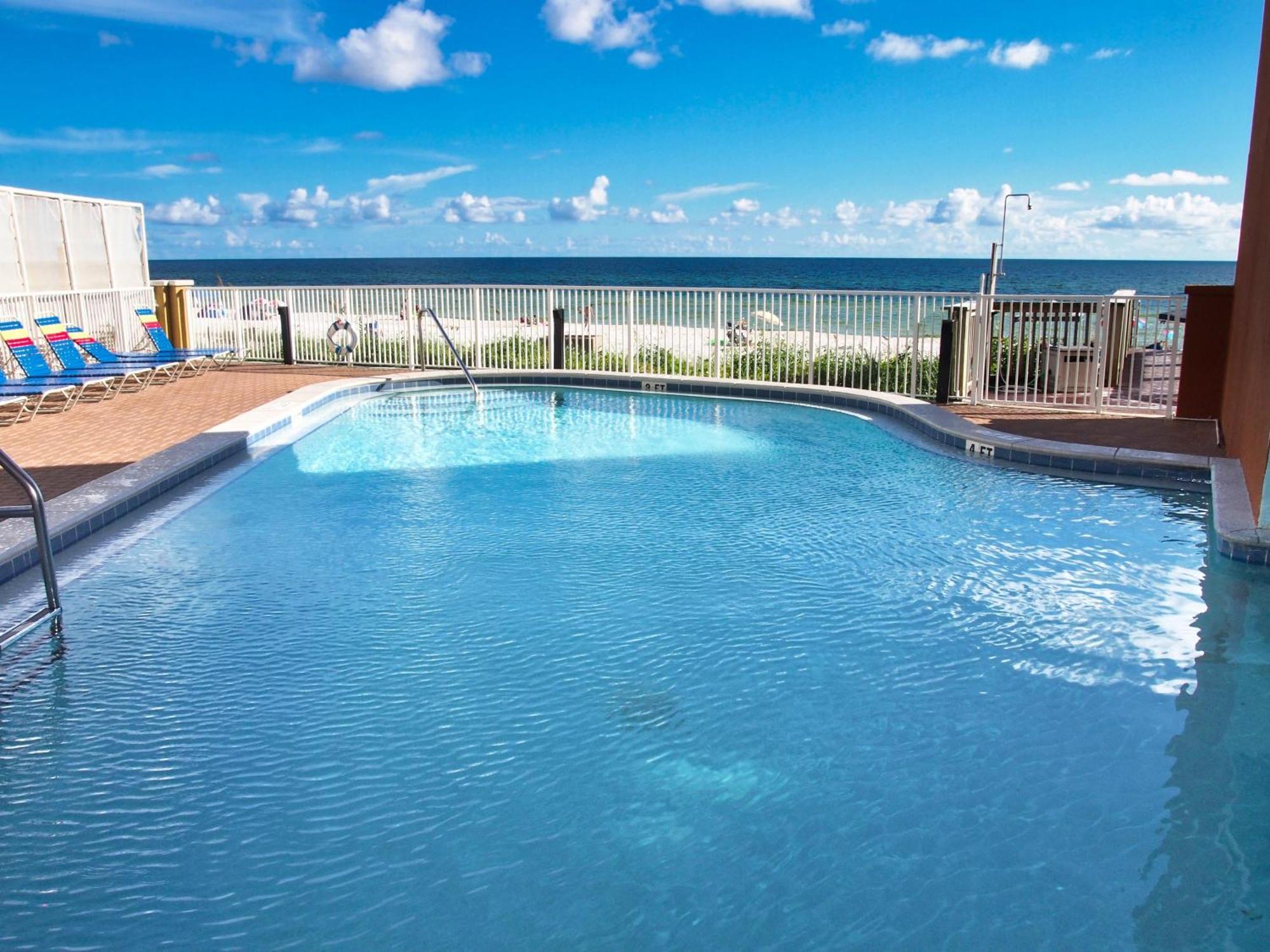 Holiday home Tropic Winds 1401