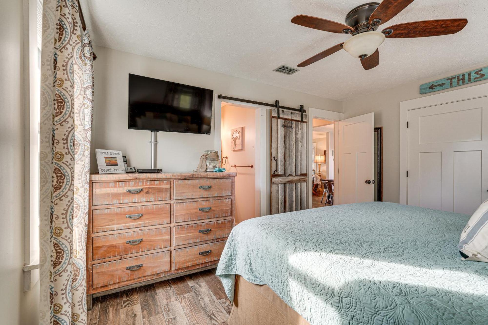 Panama With Private Pool And Gas Grill Holiday home Panama City Beach