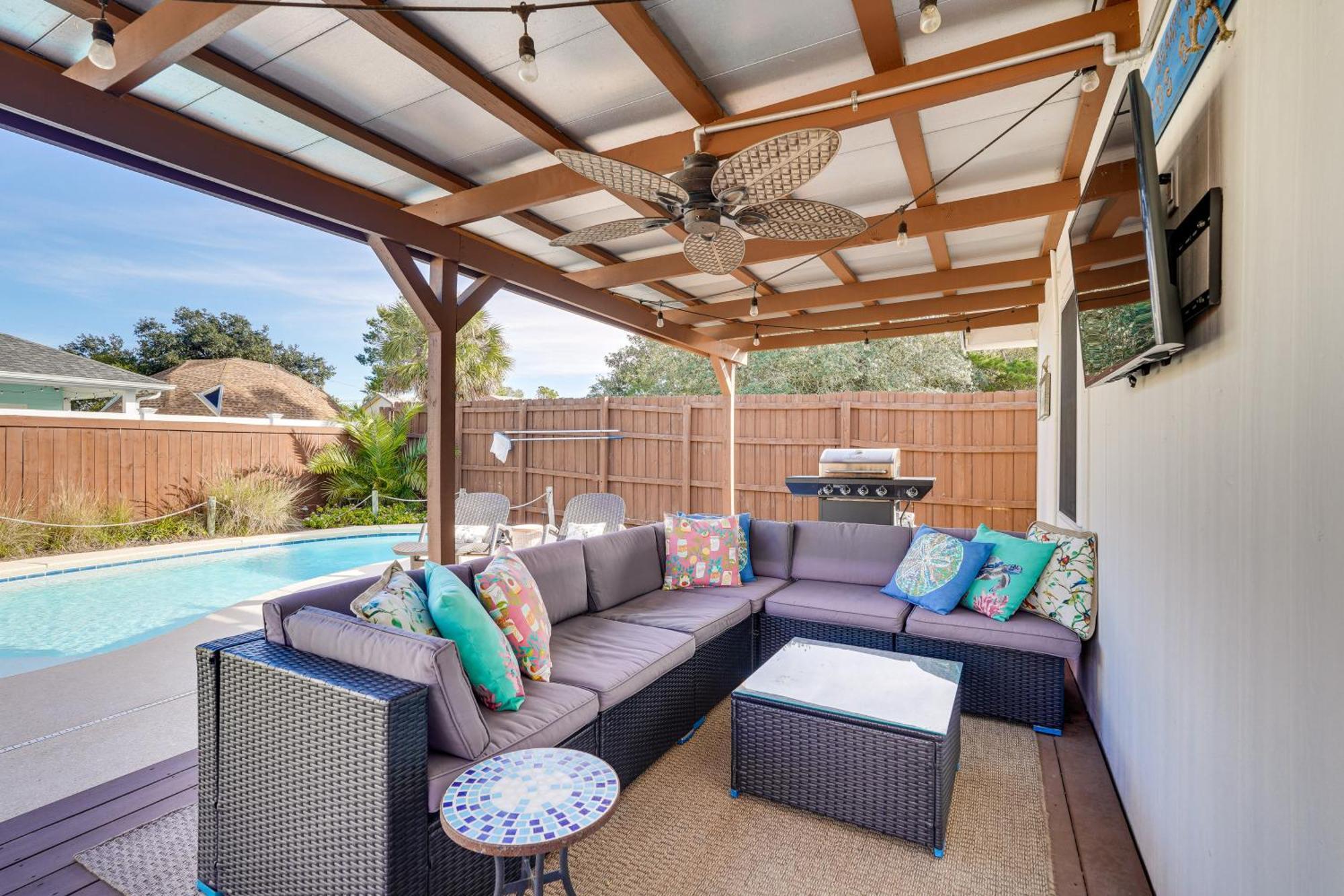 Panama With Private Pool And Gas Grill *