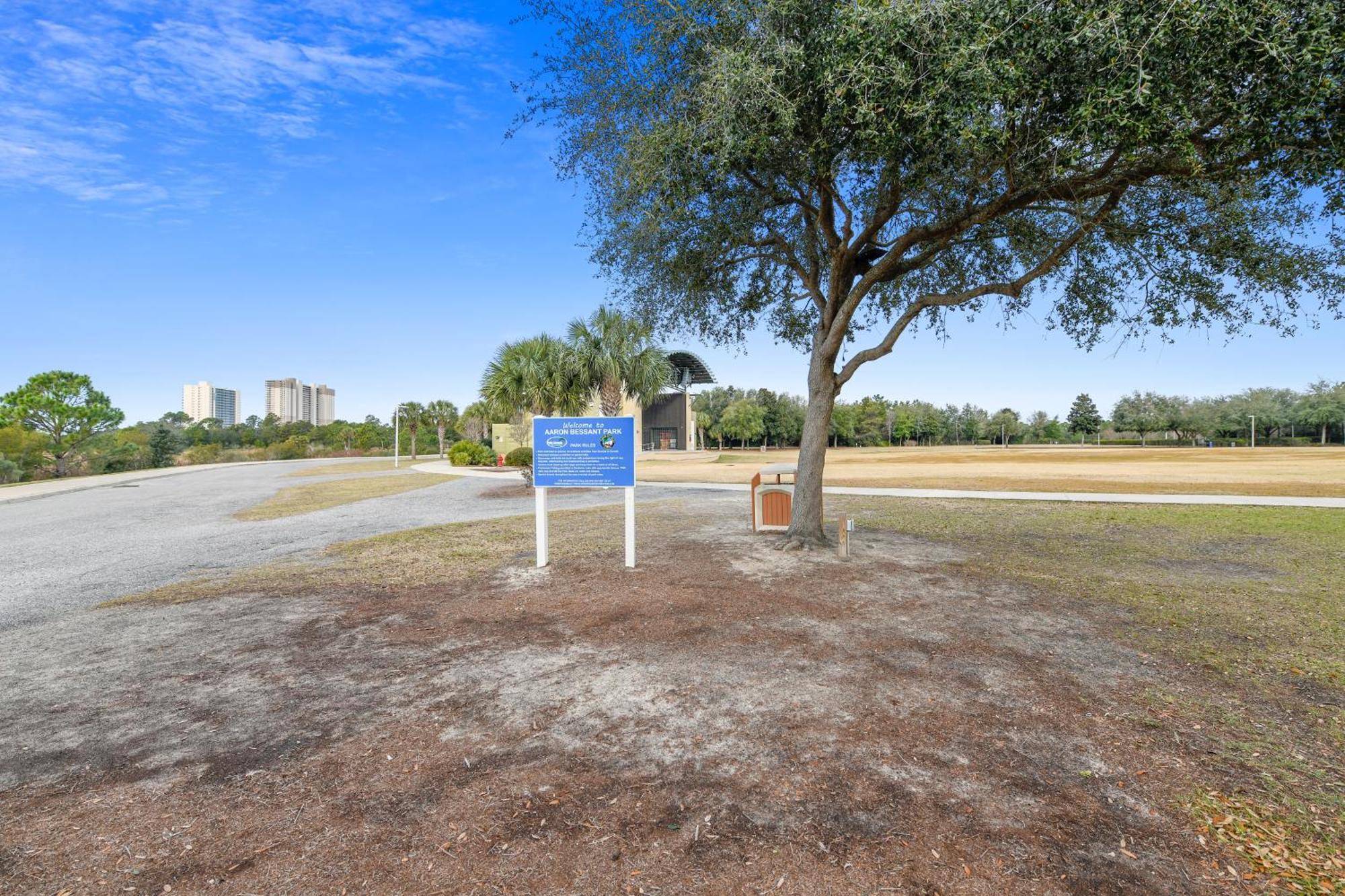 Holiday home Aquavista #204-w By Book That