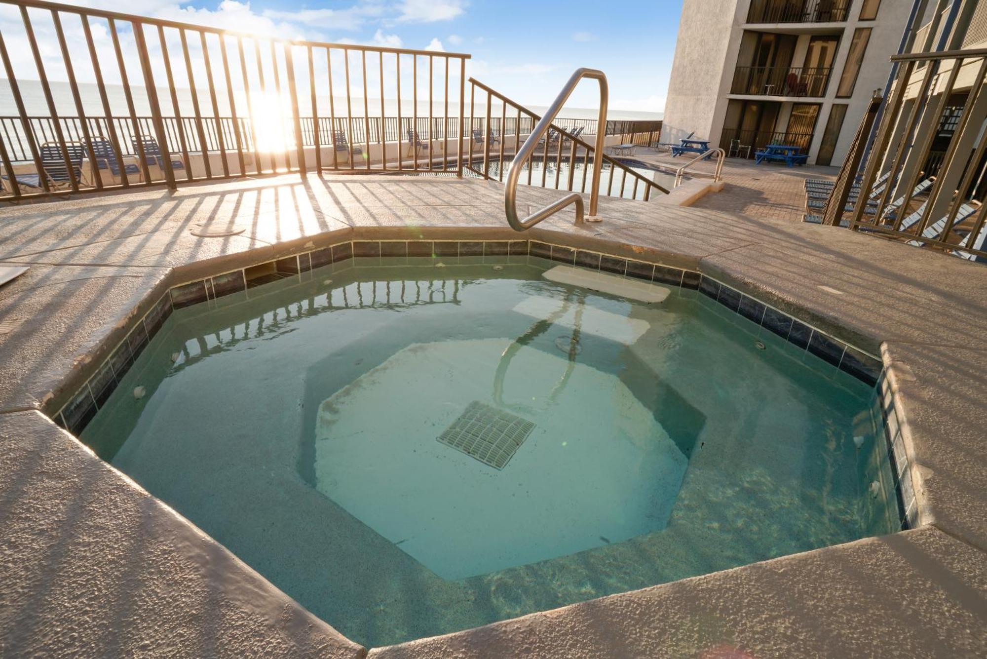 Holiday home Aquavista #204-w By Book That