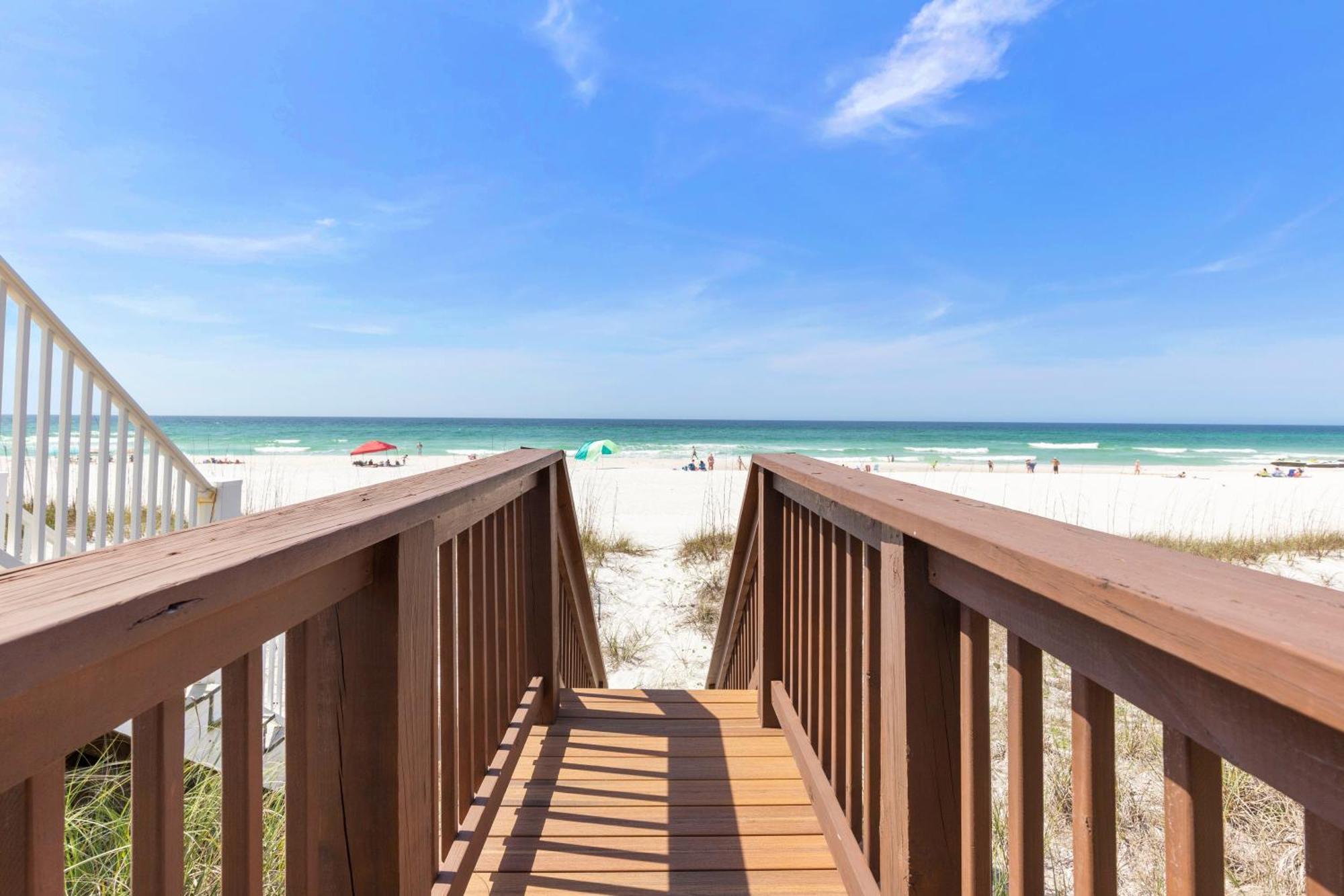 Gulf Front 3bd/2ba With Private Access!